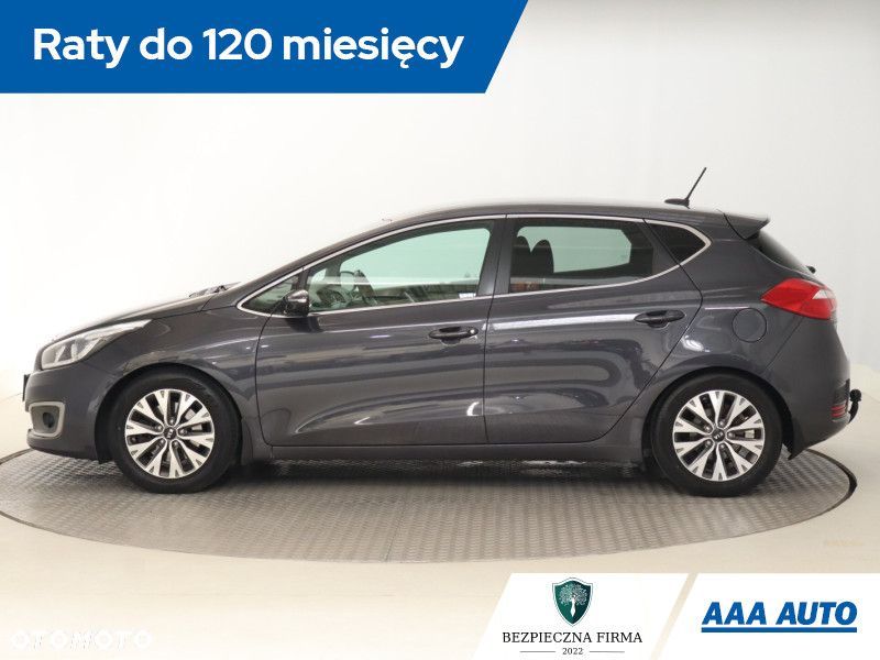 Kia Ceed - 4