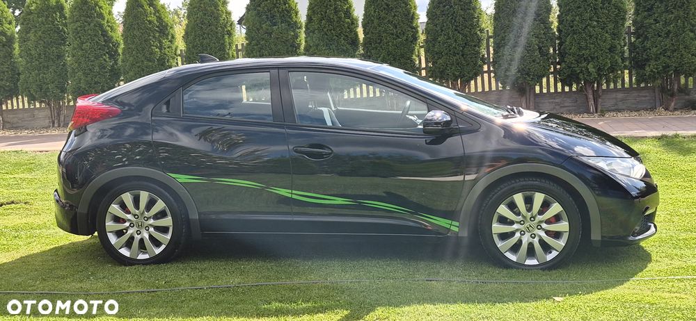 Honda Civic 1.8 i-VTEC Sport Black Edition - 4