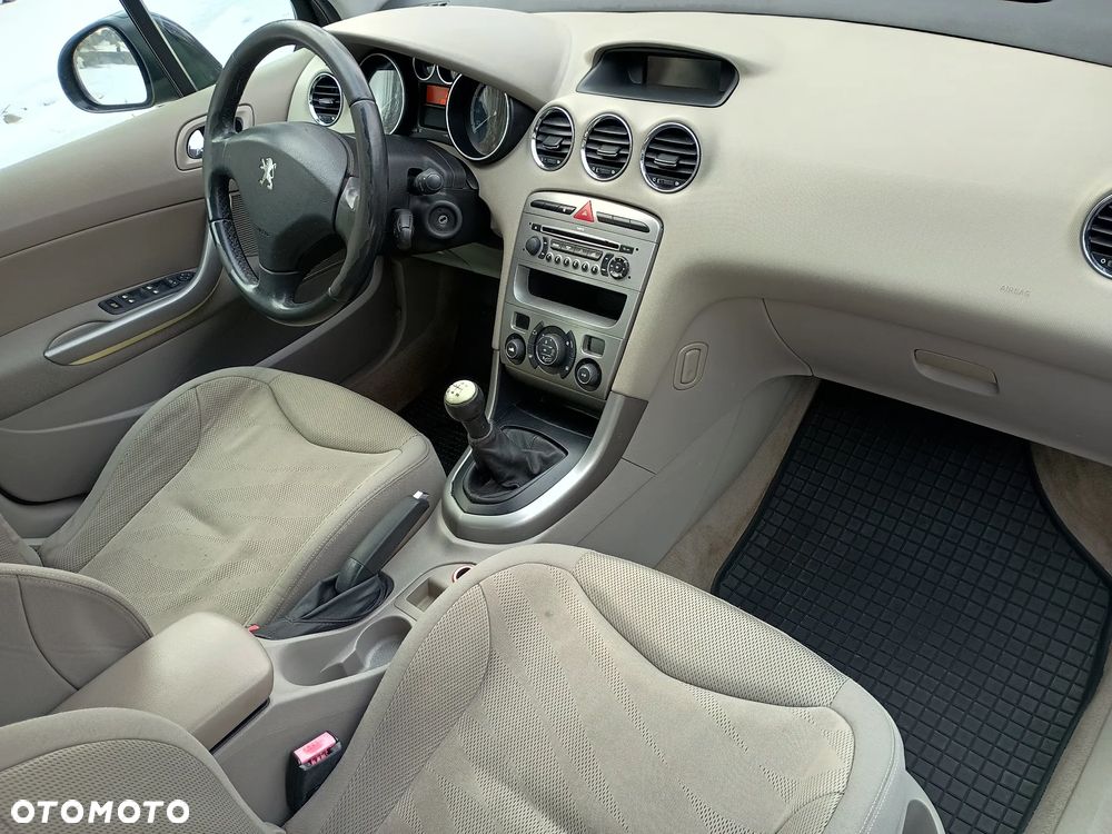 Peugeot 308 - 15