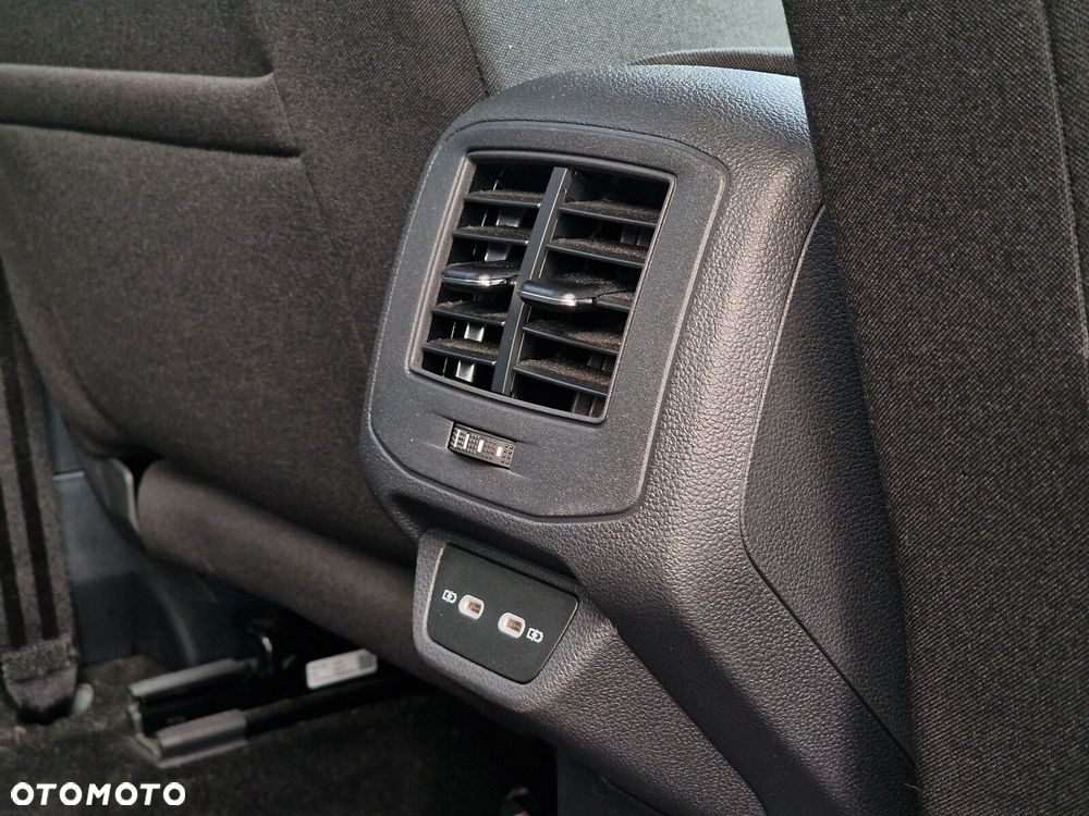 Volkswagen T-Roc 1.5 TSI Life DSG - 15