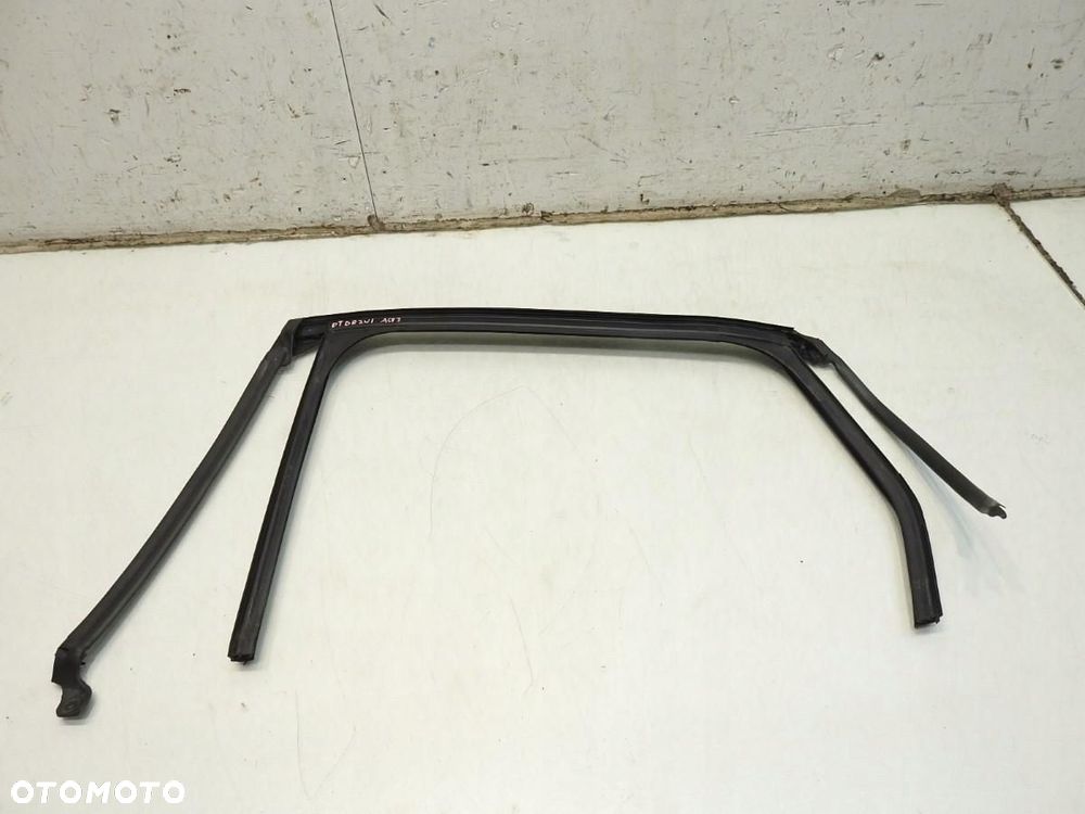 LISTWA RAMKA DRZWI PRAWY TYŁ OPEL ASTRA J HB 13260082RH - 3