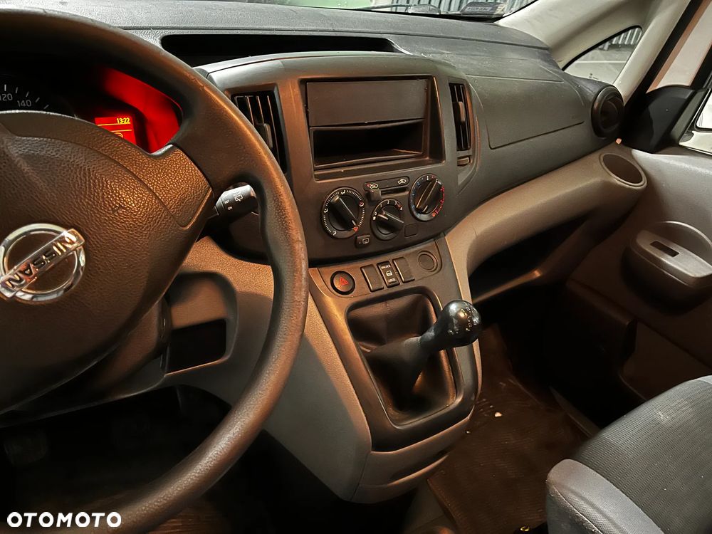 Nissan NV200 - 12