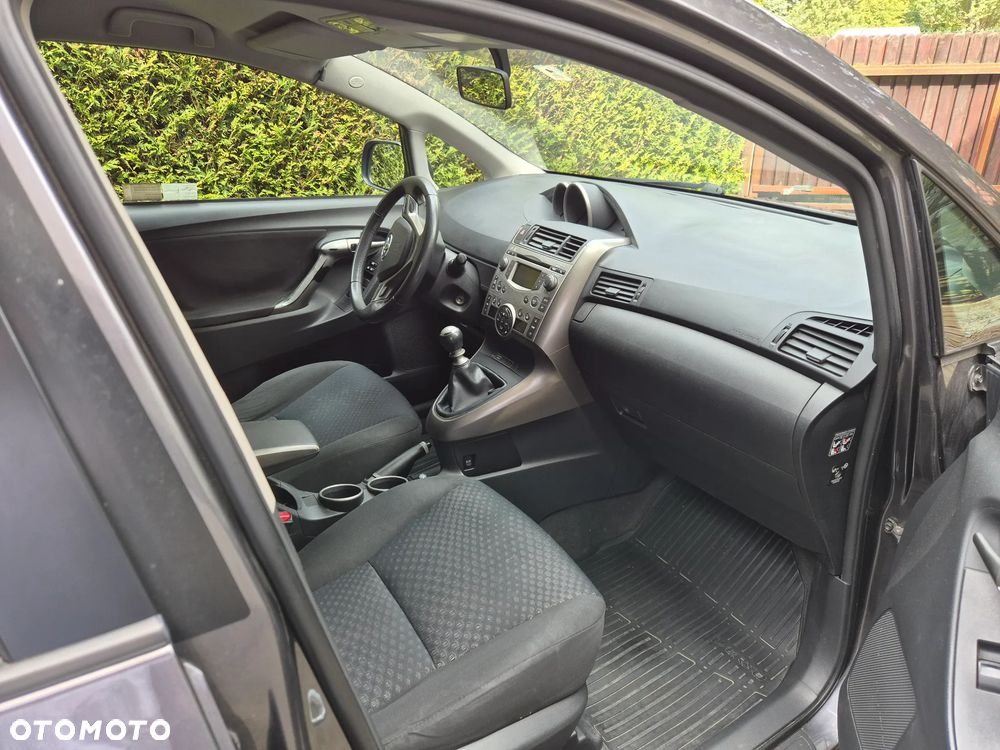 Toyota Verso 2.0 D-4D Sol 7os - 12