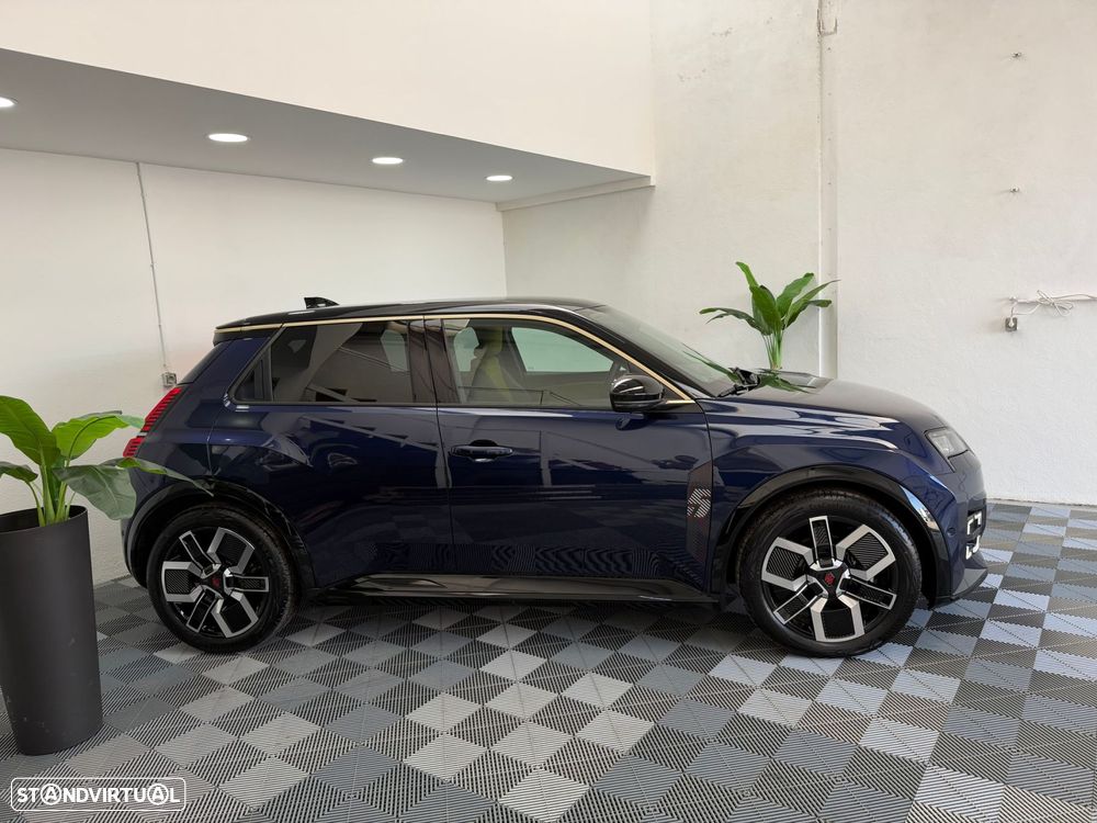 Renault 5 E-Tech 52 kWh Iconic Cinq Autonomia Conforto - 2