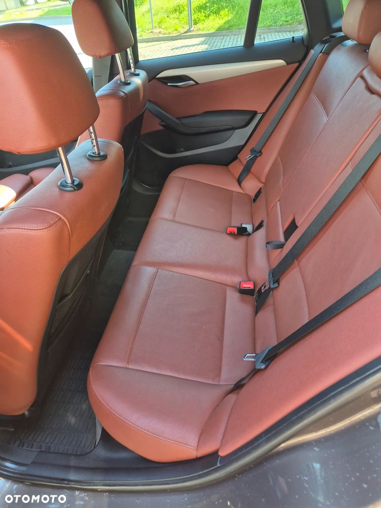 BMW X1 xDrive20d - 6