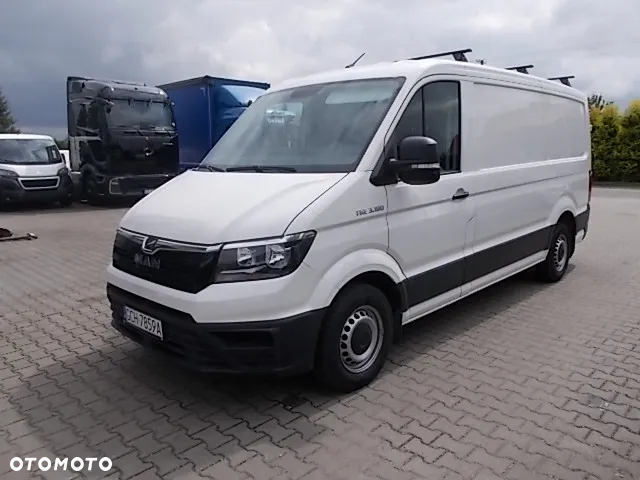 Volkswagen CRAFTER 3,180 TGE - 4