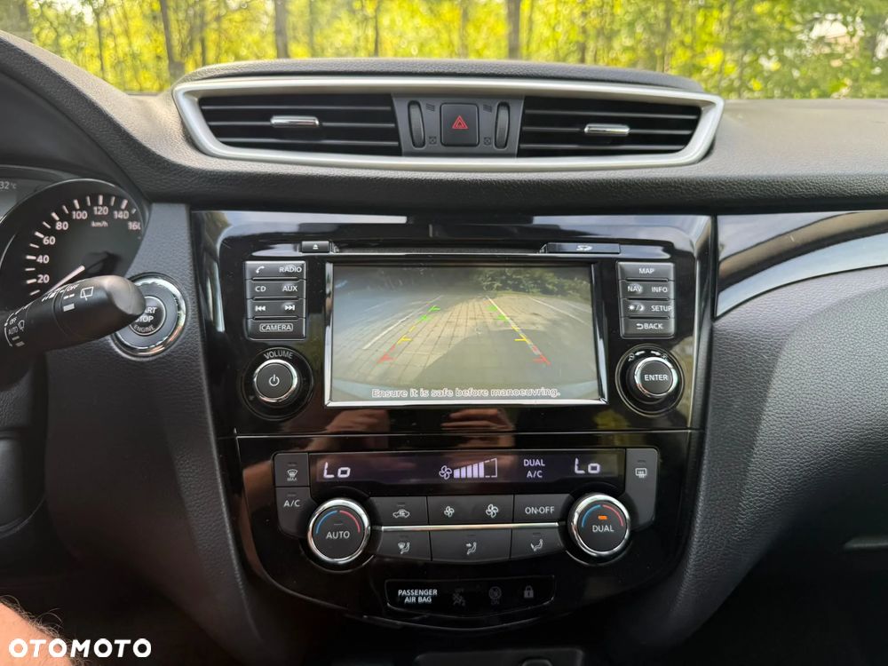 Nissan Qashqai 1.2 DIG-T N-Connecta - 17