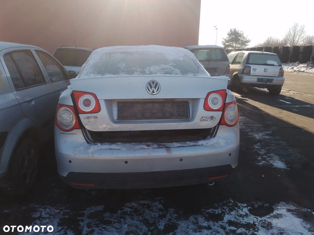 VW JETTA 1.6 BSE  05-11 - OSŁONA PRZECIWSŁONECZNA PRAWA LEWA - 16