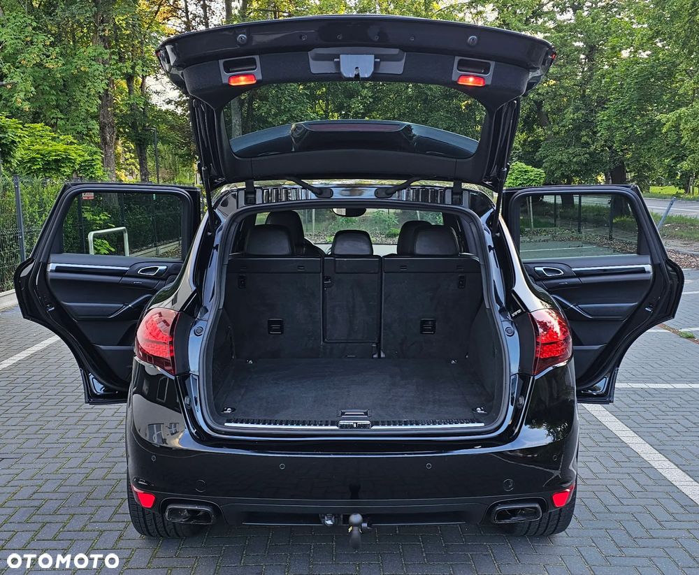 Porsche Cayenne Diesel Platinum Edition - 11