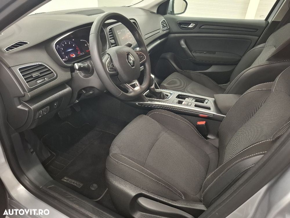 Renault Megane TCe GPF EDC Intens - 14