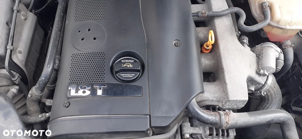 Volkswagen Passat 1.8T Comfortline - 16