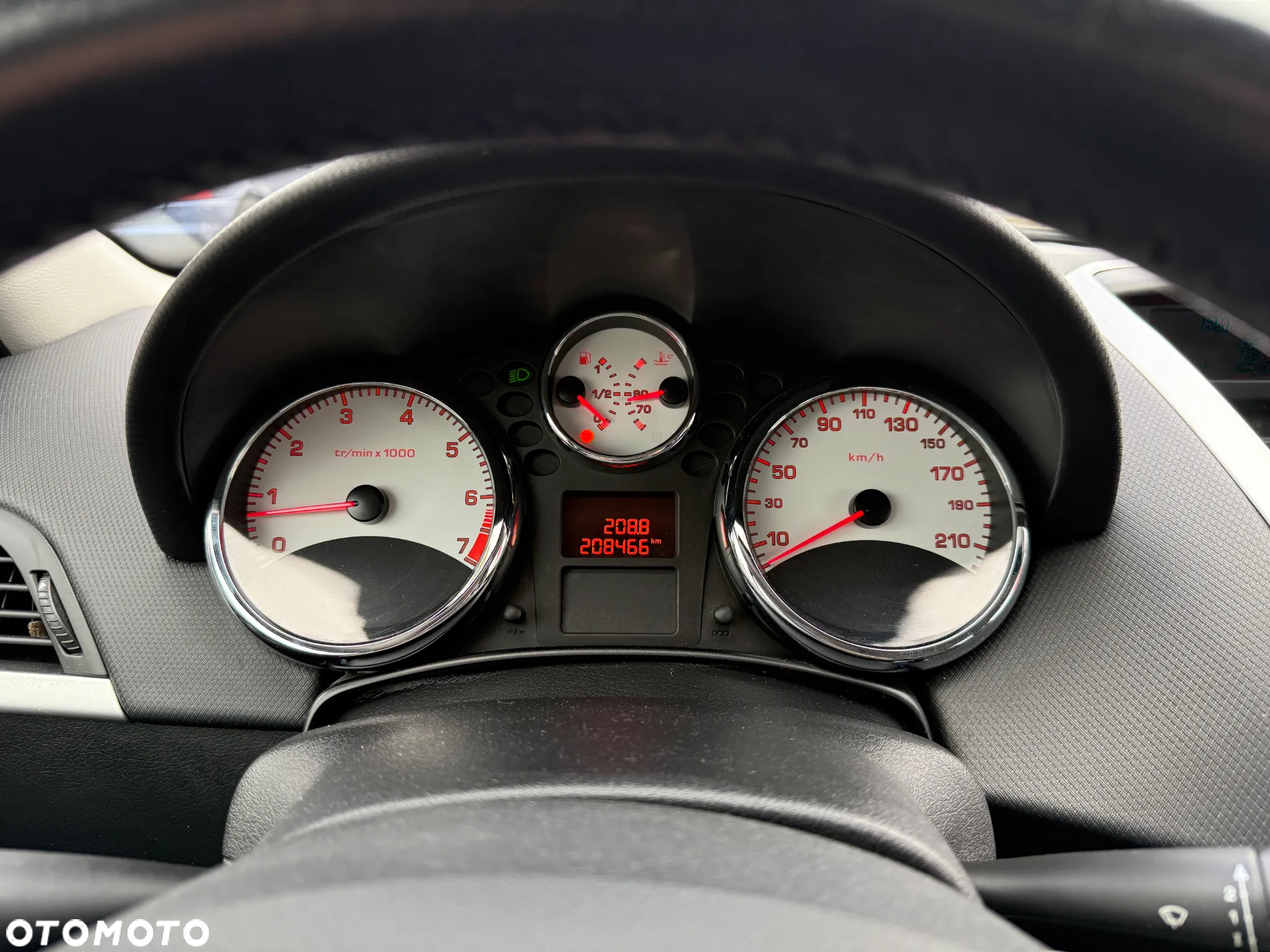 Peugeot 207 1.4 Trendy - 21