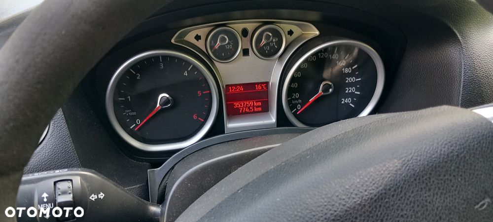 Ford Focus 1.8 TDCi Ghia - 3