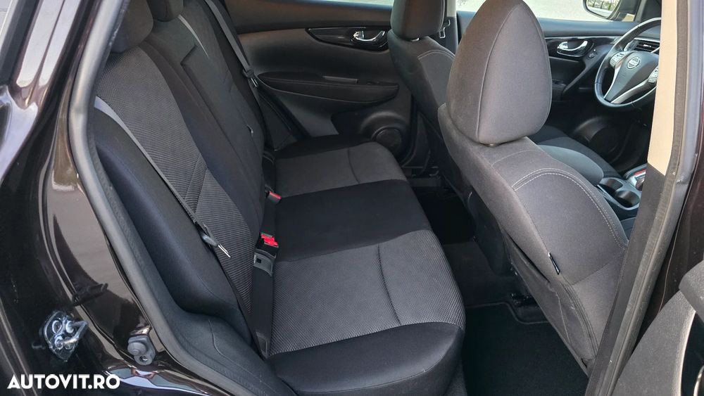 Nissan Qashqai 1.5 DCI TEKNA - 10