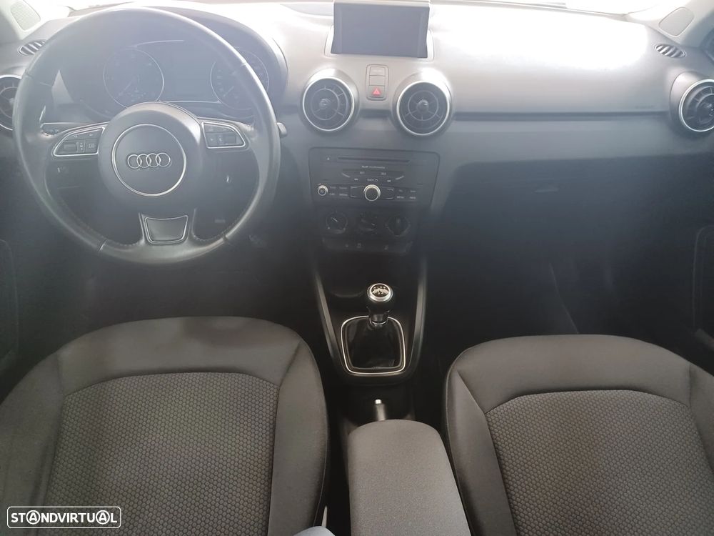 Audi A1 Sportback 1.6 TDI Advance - 15