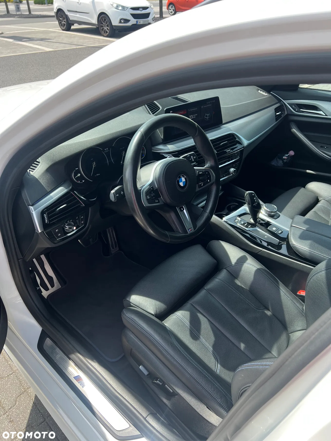 BMW Seria 5 520d xDrive Touring M Sport Edition - 15