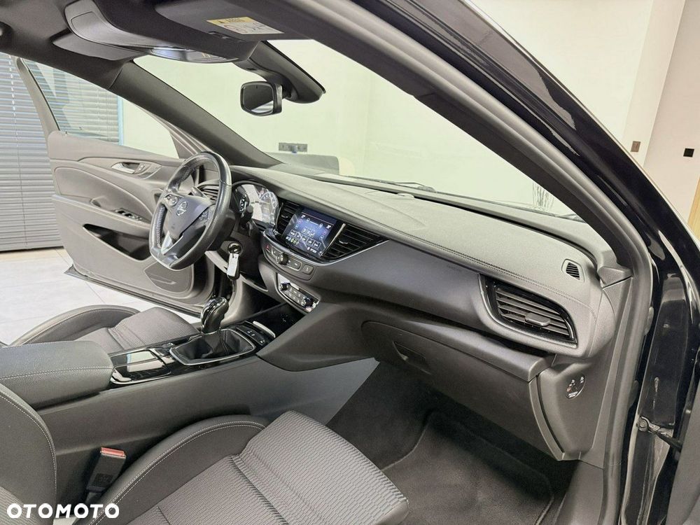Opel Insignia - 26