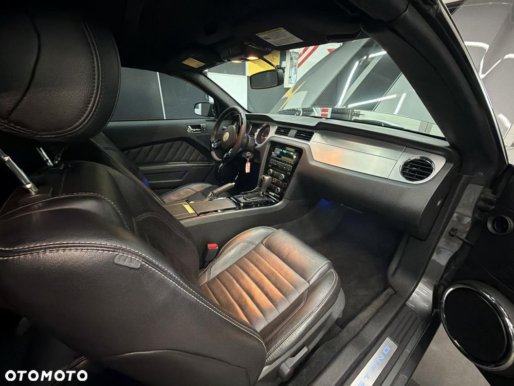 Ford Mustang 3.7 V6 Premium - 4