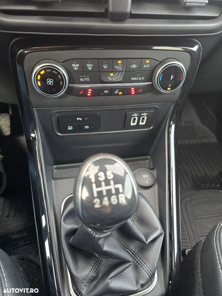 Ford EcoSport 1.0 EcoBoost Titanium - 18