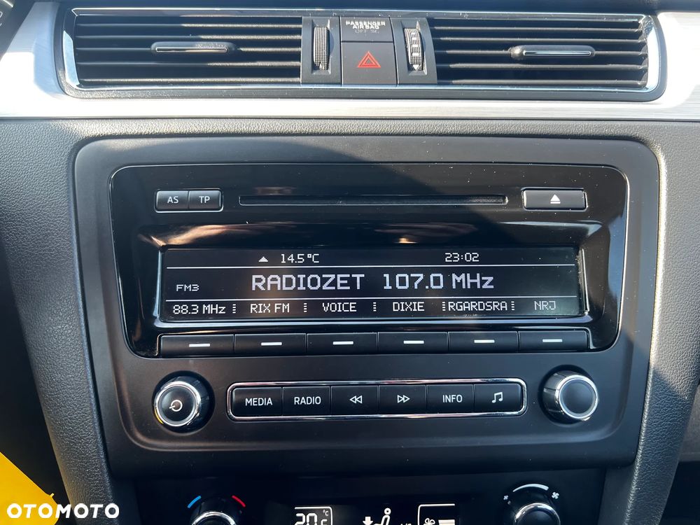 Skoda RAPID 1.6 TDI Elegance - 17