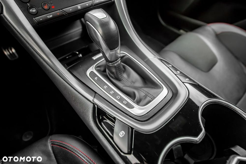 Ford Mondeo 2.0 TDCi PowerShift-Aut Allrad ST-Line - 33