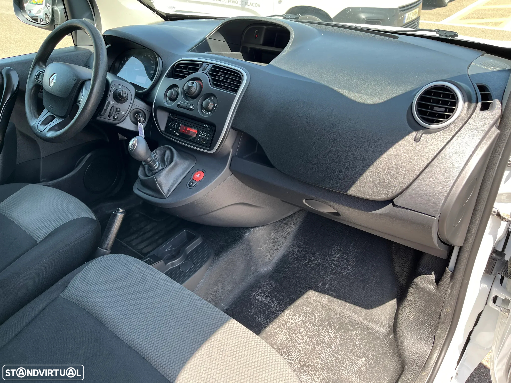 Renault Kangoo Maxi IVA Dedutível - 17