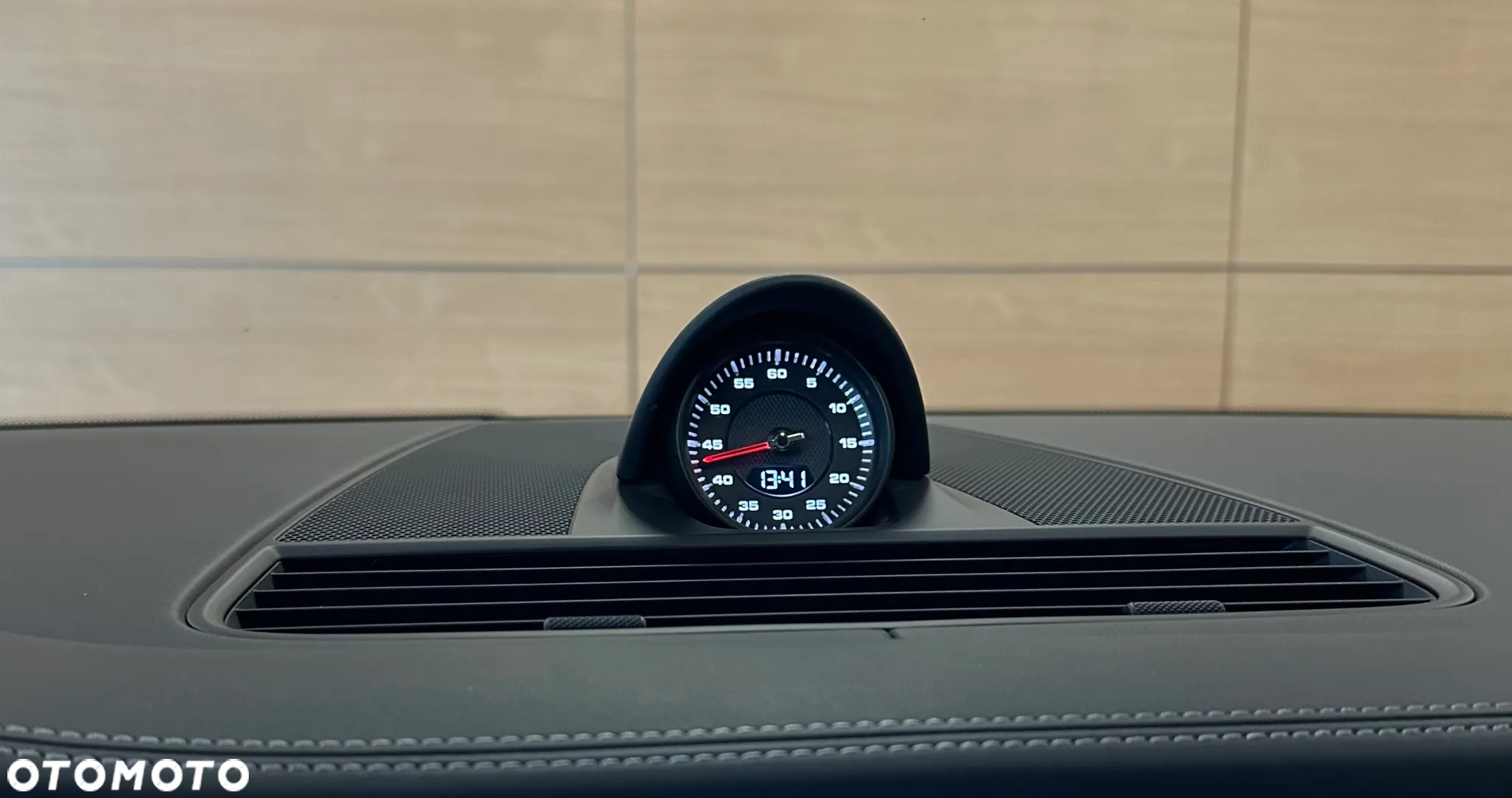 Porsche Panamera Turbo Sport Turismo - 18