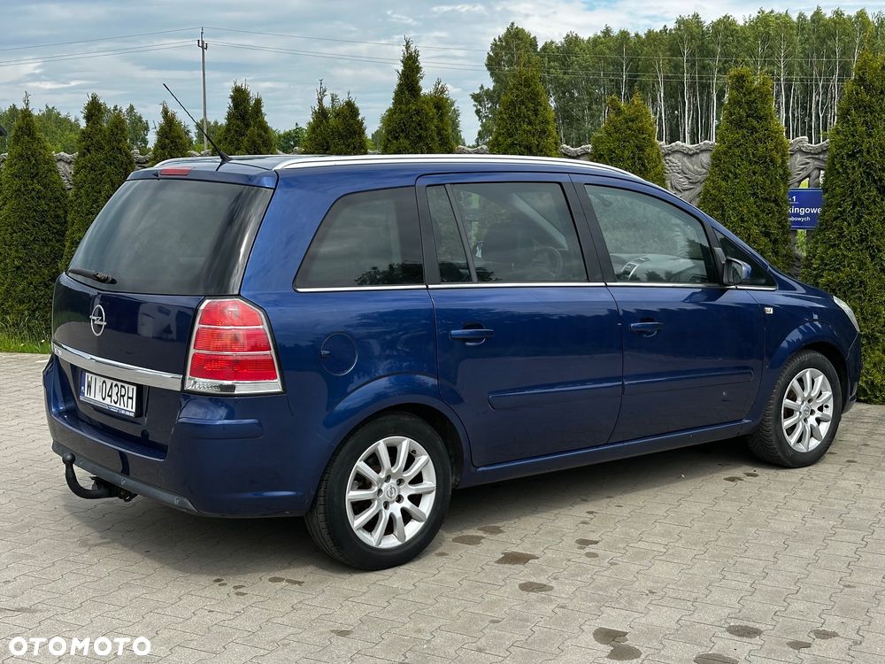 Opel Zafira 1.6 Cosmo - 16