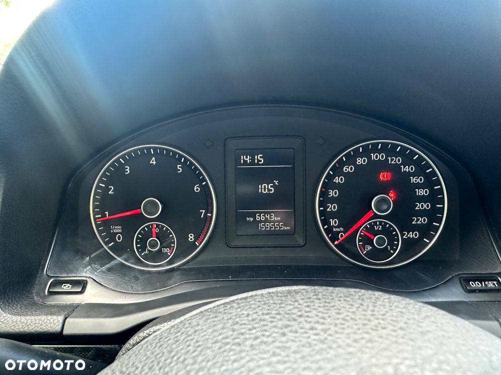 Volkswagen Jetta - 35