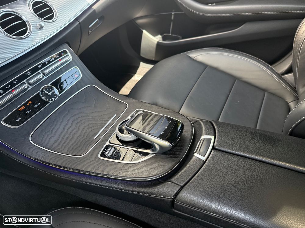 Mercedes-Benz E 300 de AMG Line - 25
