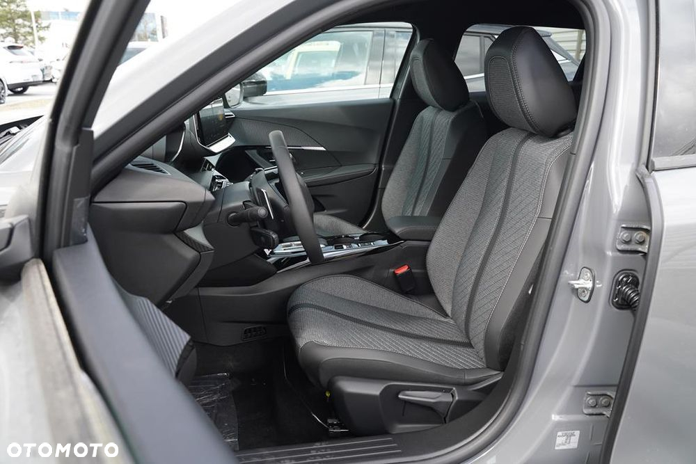 Peugeot 2008 PureTech mHEV Allure e-DCS6 - 10