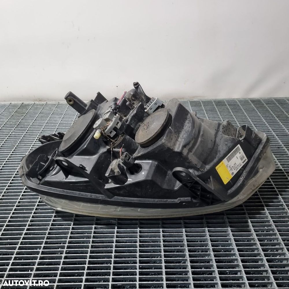 Far Dreapta Nissan Qashqai 2007 - 2010 SUV 4 Usi (1468) Fara xenon - 4