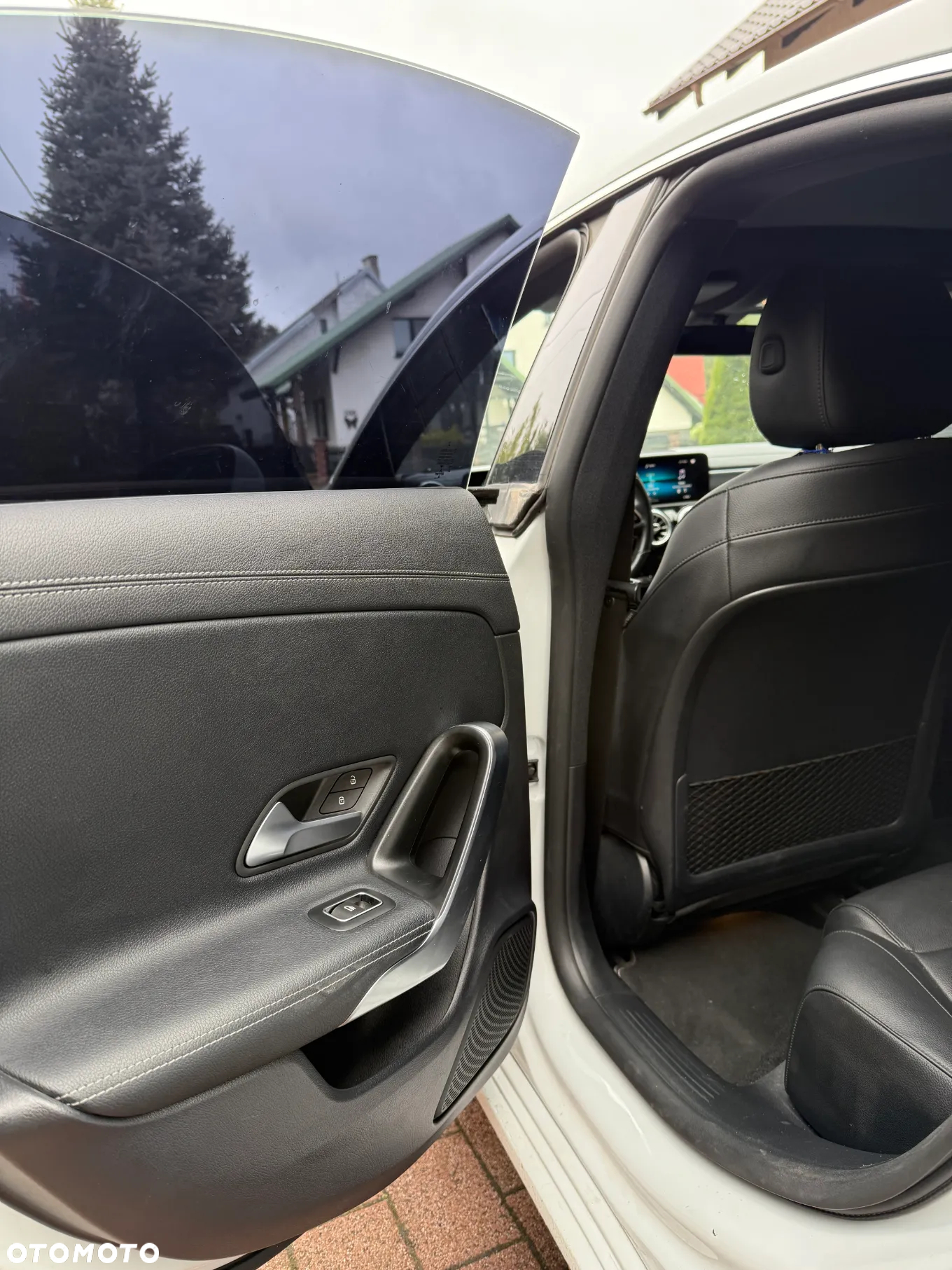 Mercedes-Benz CLA 250 Progressive 7G-DCT - 18