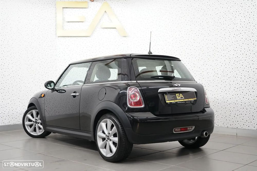 MINI 3 Portas - 4