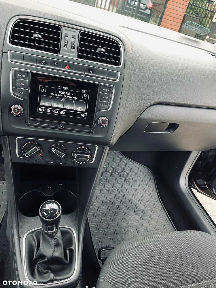 Volkswagen Polo 1.2 TSI BMT Comfortline - 23
