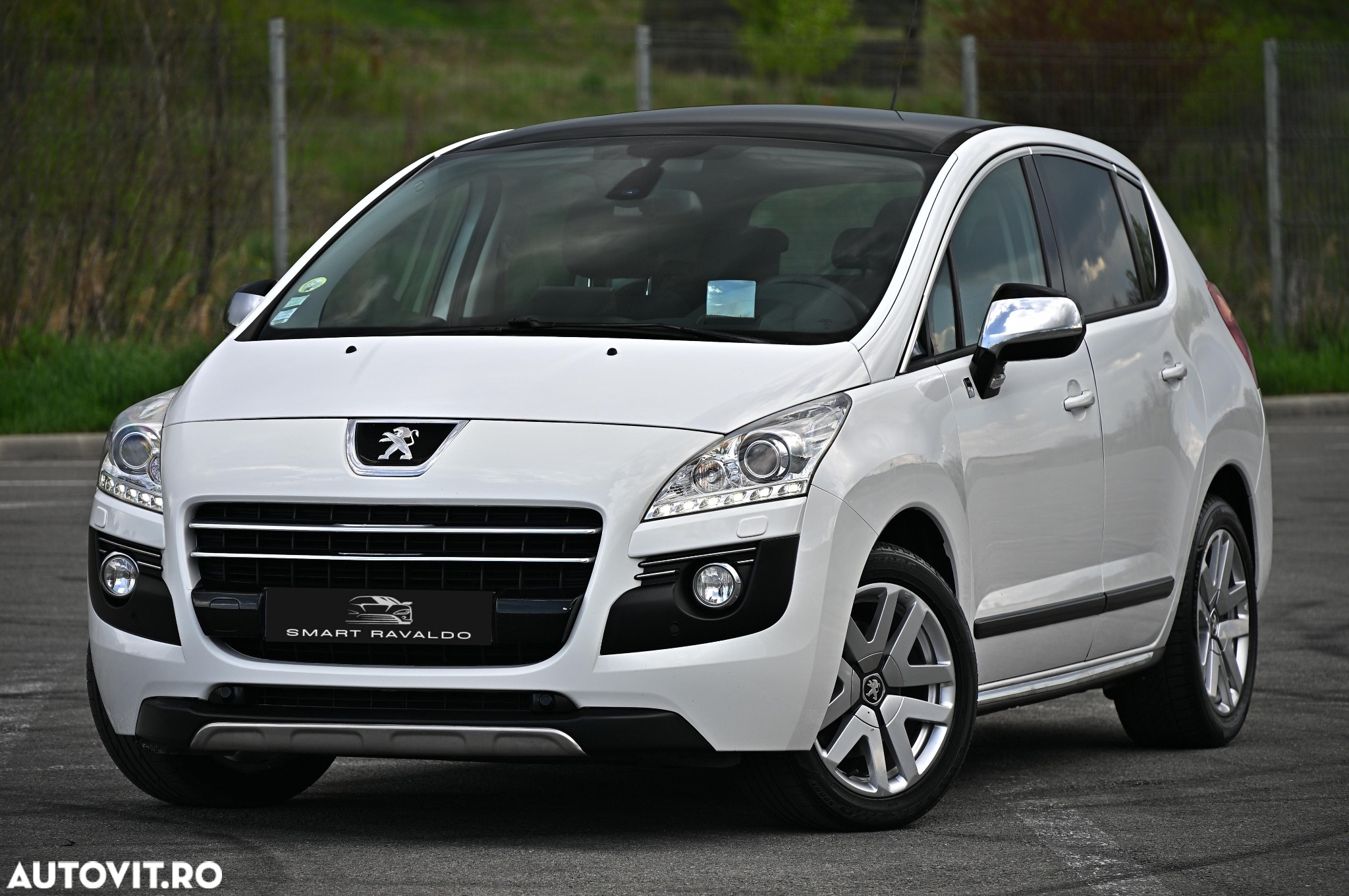Peugeot 3008 Hybrid4 - 2