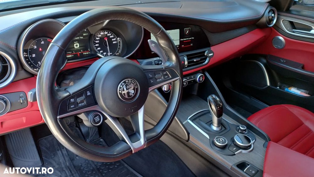 Alfa Romeo Giulia - 9