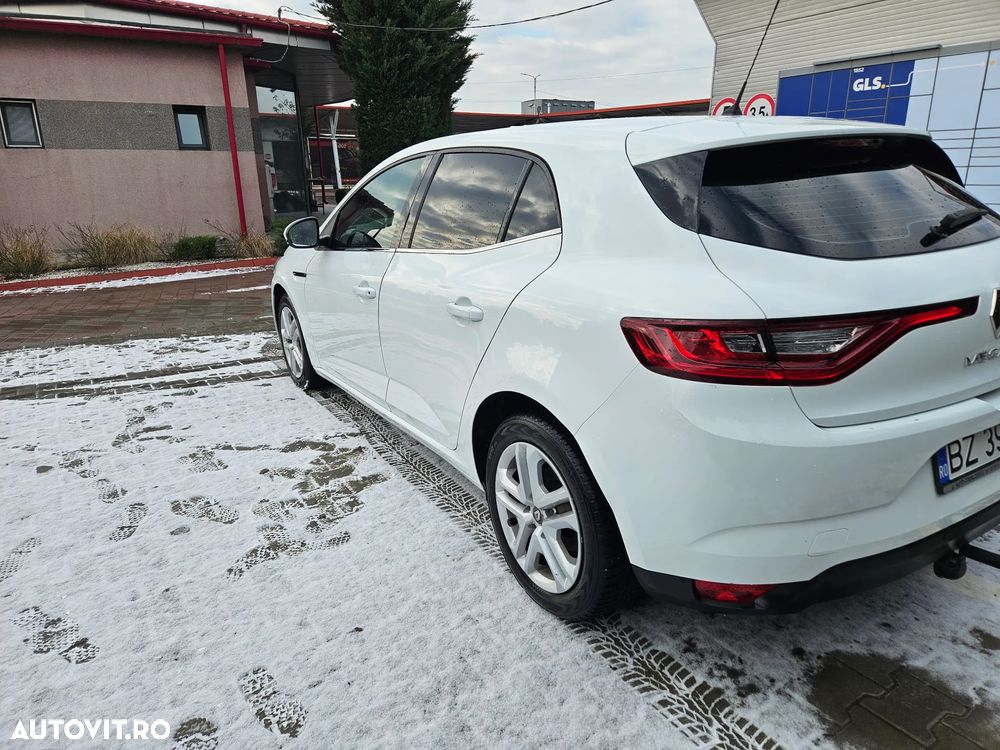 Renault Megane TCe GPF Zen - 6