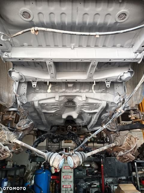 Toyota RAV4 4x4 Sol - 6