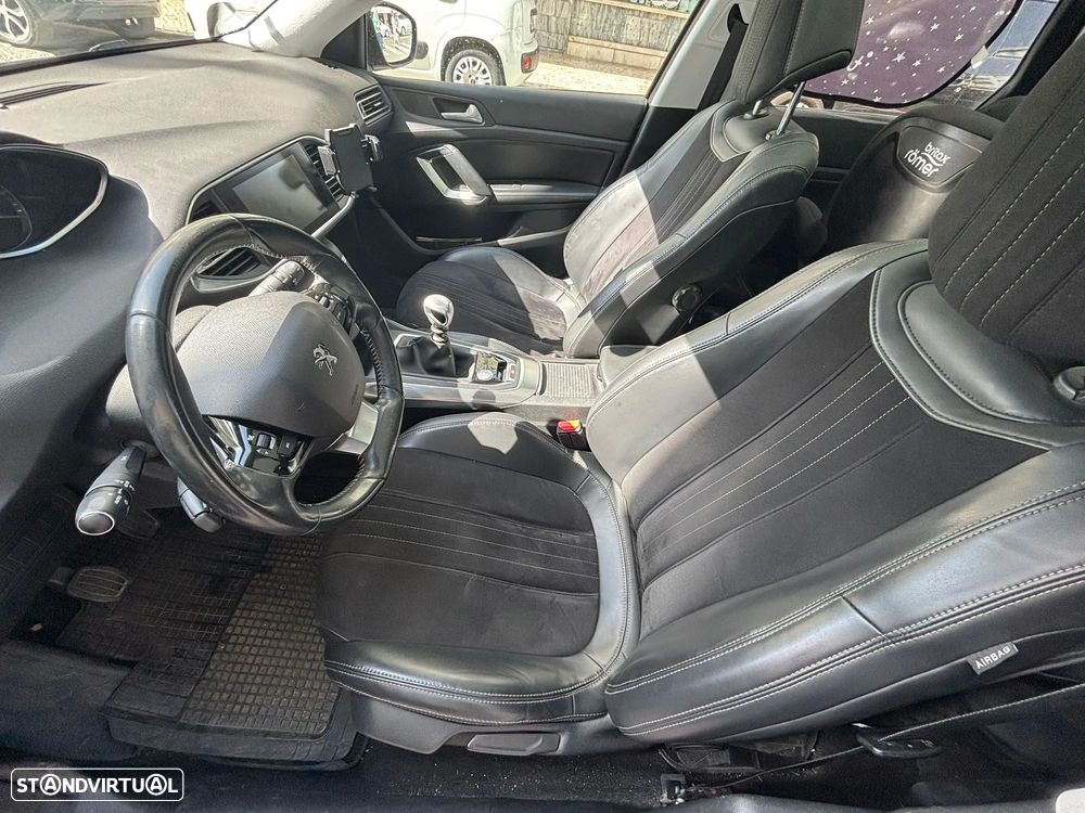 Peugeot 308 - 9