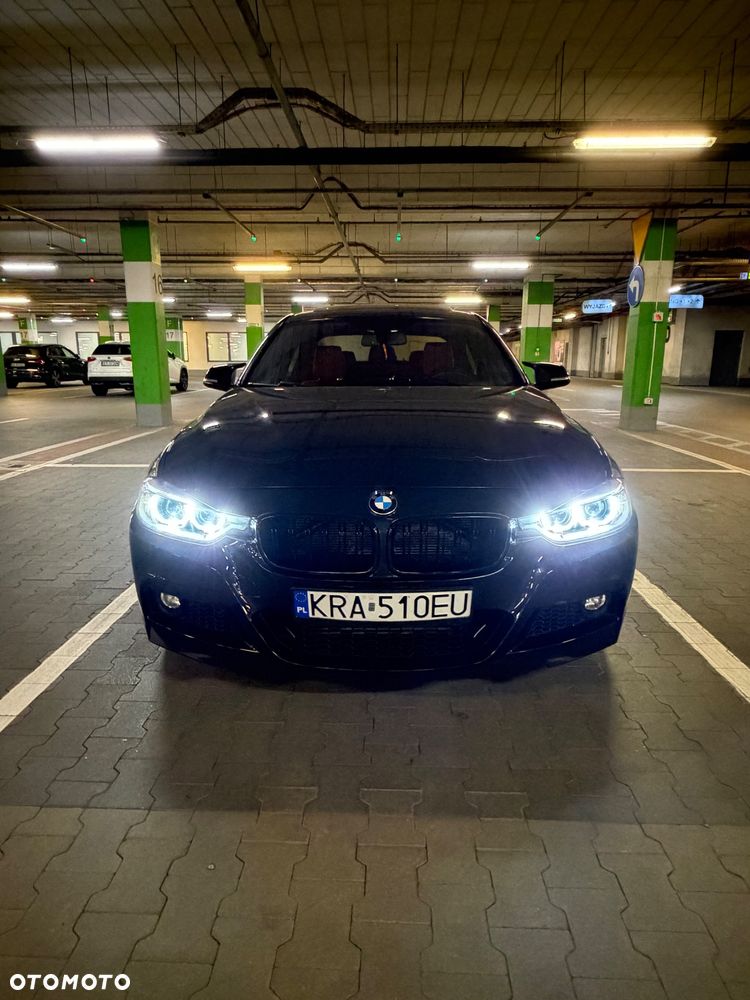 BMW Seria 3 328i - 2