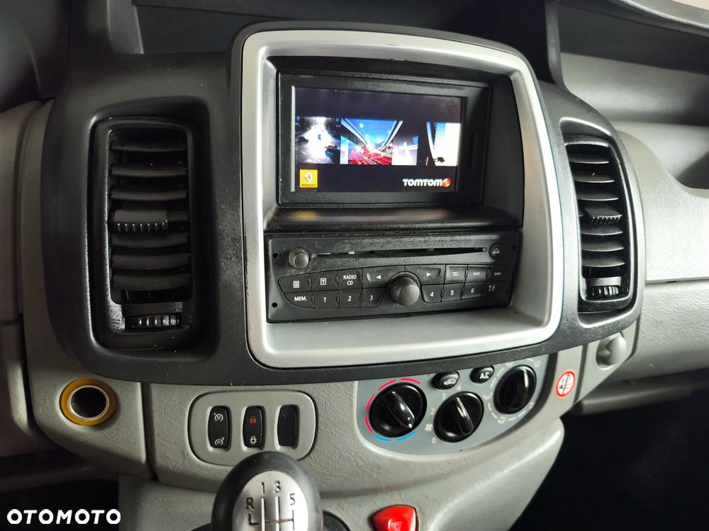 Renault Trafic - 17