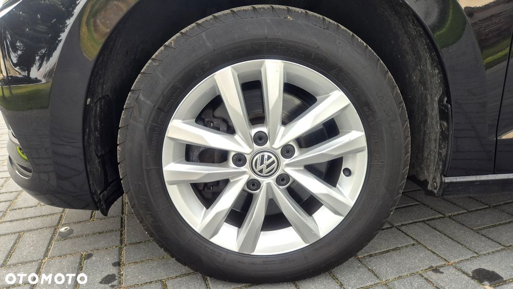 Volkswagen Touran 1.6 TDI SCR BlueMotion Technology Comfortline - 31