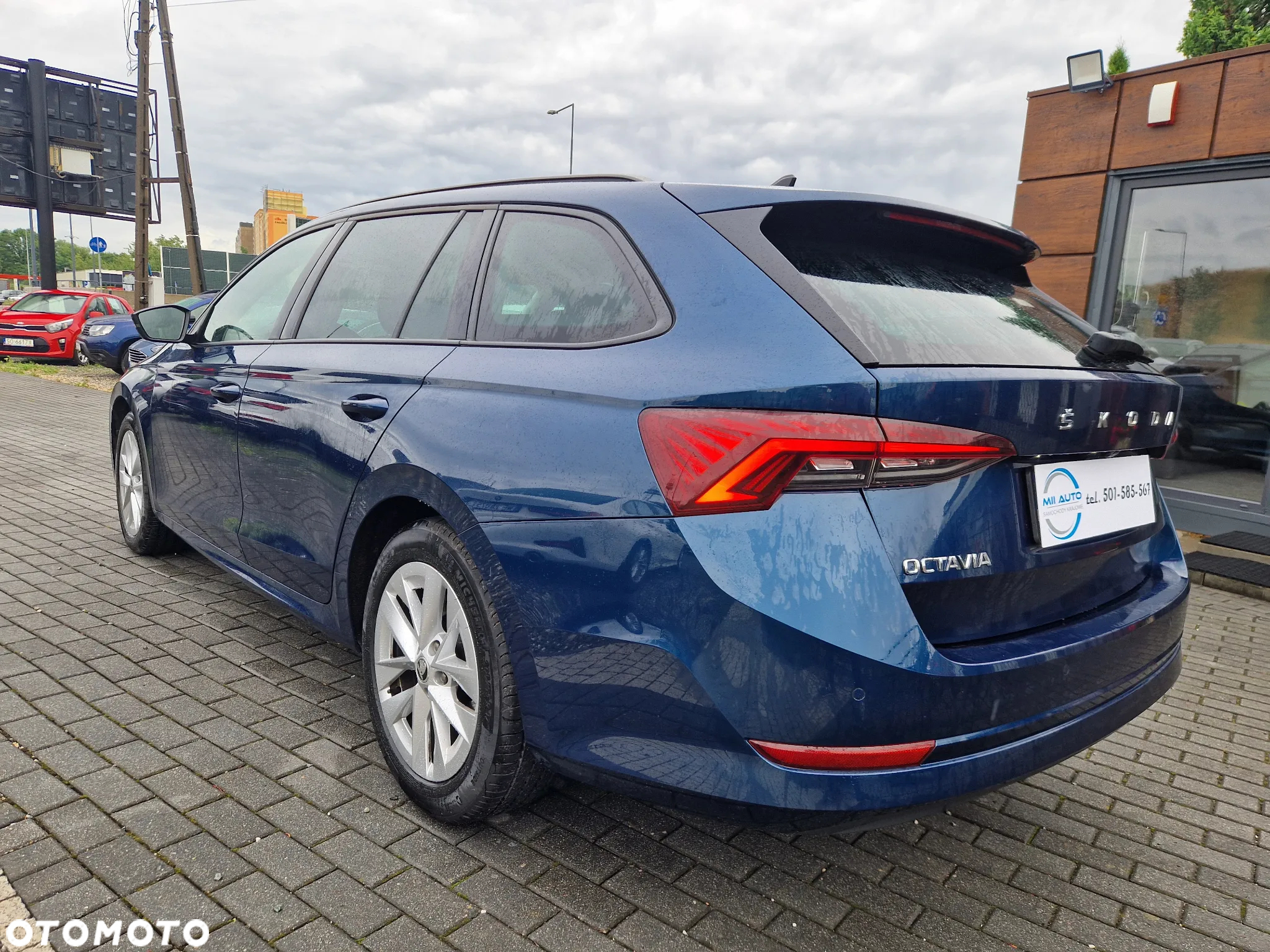 Skoda Octavia 2.0 TDI Ambition DSG - 11
