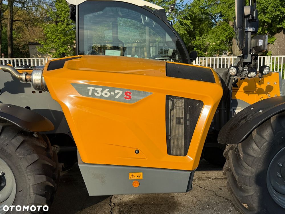 Liebherr Ładowarka Teleskopowa T36-7s - 14