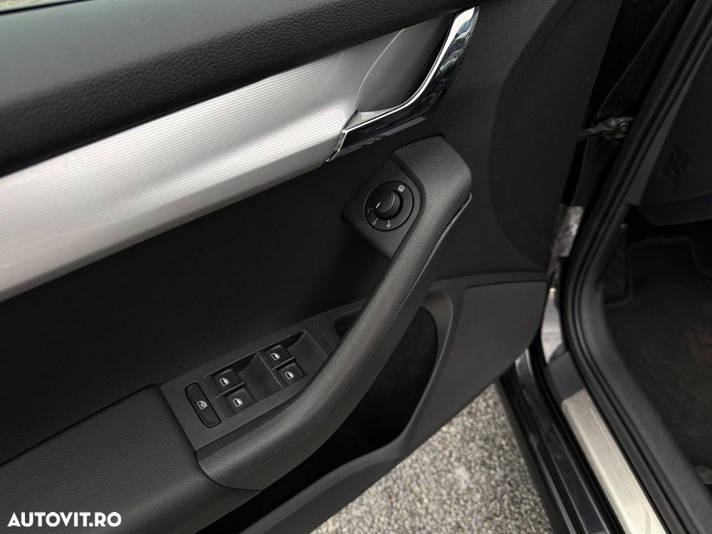 Skoda Octavia Combi 2.0 TDI DSG Premium Edition - 14