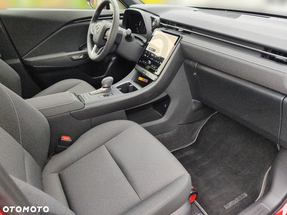 Lexus LBX 1.5 Hybrid - 13