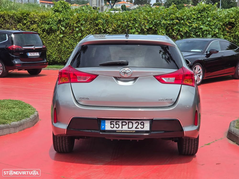 Toyota Auris 1.4 D-4D Comfort - 5