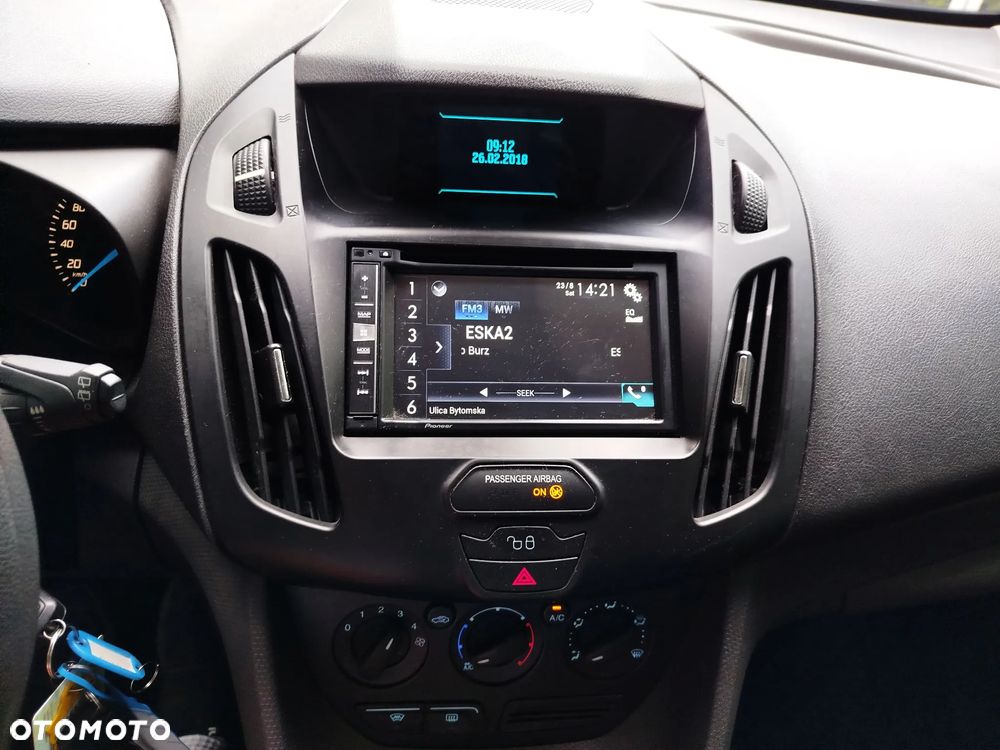 Ford TRANSIT CONNECT - 12