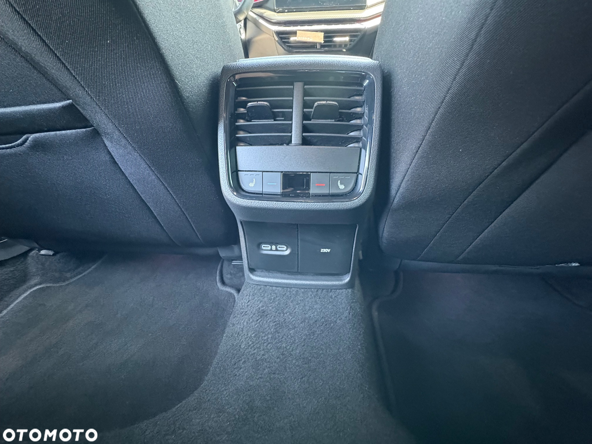 Skoda Octavia 2.0 TSI RS DSG - 17